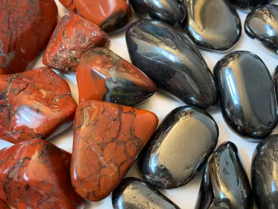 Crystal Healing for the Root & Earth Charkas