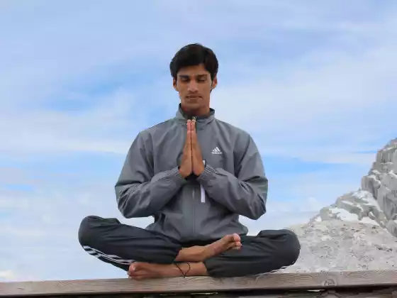 Introduction à l'Avita Yoga