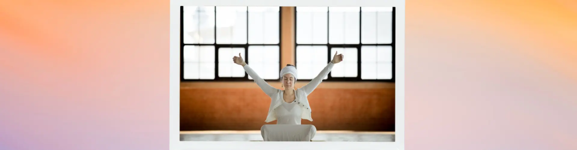 Кундаліні-йога - Online Class by Just Plain  Yoga